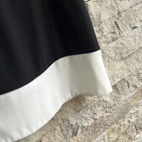 Kenneth Cole sleeveless black dress - Picture 3 of 9